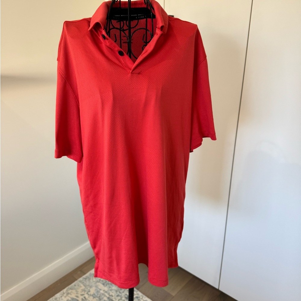 Nike Red Polo Shirt with V-Neck and Short Sleeves